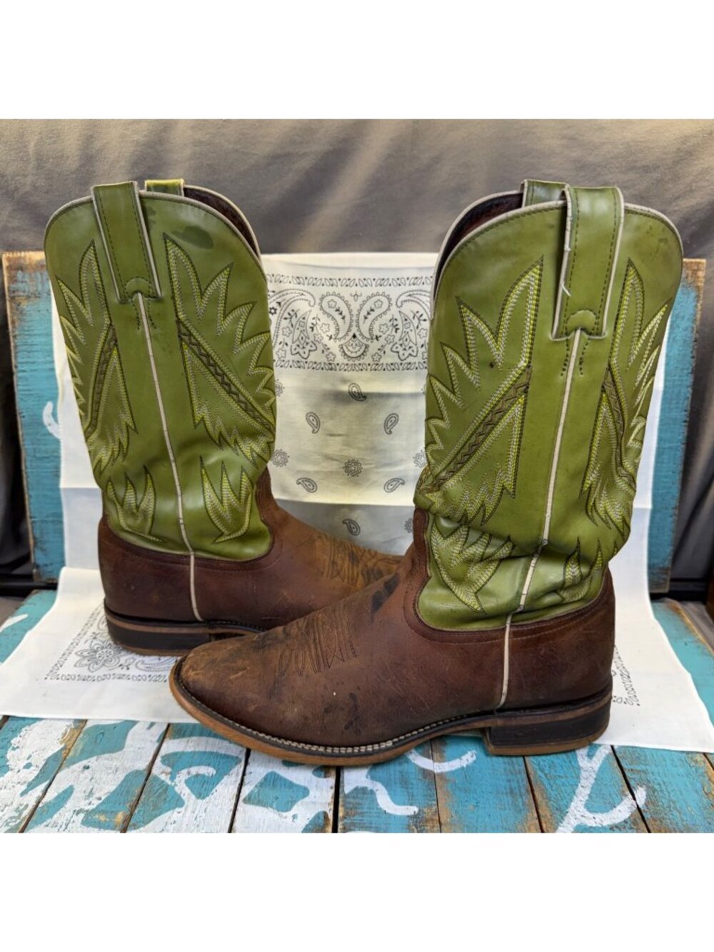 Nocona Go Round Water Buffalo Apple Green Leather cowboy boots NB5545 Men Sz 10D